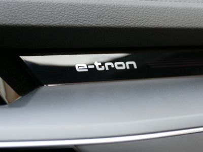 Audi e-tron 55 QUATTRO 408 Ch 300 Kw AVUS TOIT OUVRANT FULL CUIR ELECTRIQUE HIFI BANG   - 39