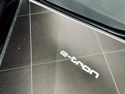 Audi e-tron 55 quattro 408 ch Edition One   - 14