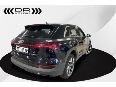 Audi e-tron 55 QUATTRO - LEDER LED NAVI TREKHAAK ALU 20&quot;   - 2