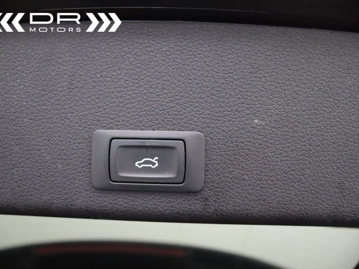Audi e-tron 55 QUATTRO - LEDER LED NAVI TREKHAAK ALU 20&quot; - 46