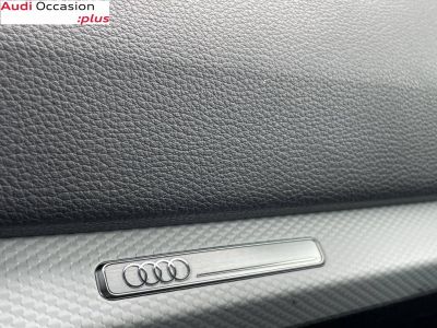 Audi Q2 10 TFSI 116 ch S tronic 7 Design Luxe   - 16