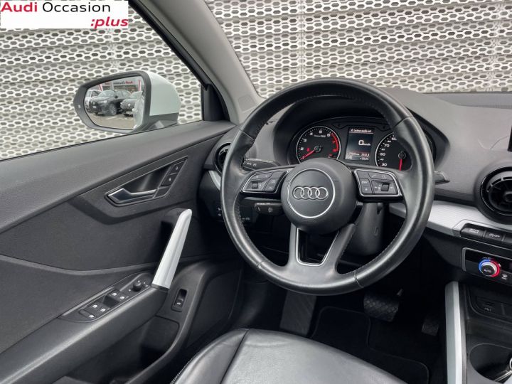 Audi Q2 10 TFSI 116 ch S tronic 7 Design Luxe - 23