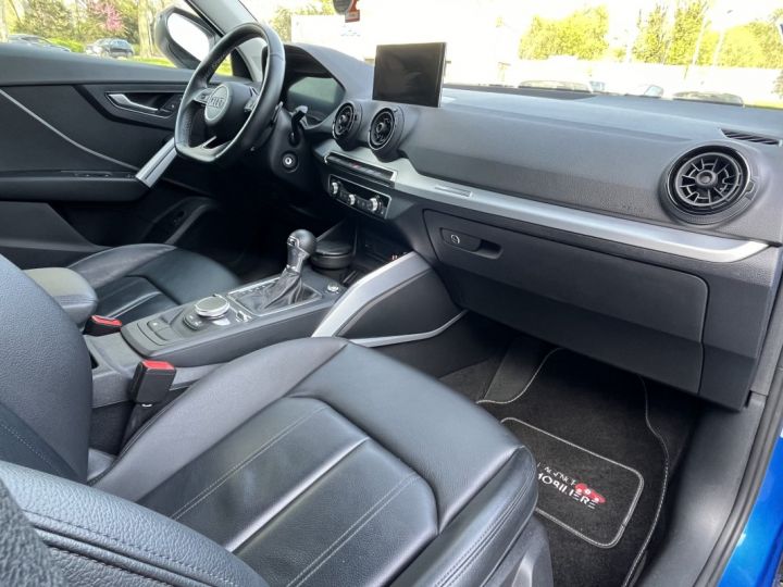 Audi Q2 14 150cv SPORT - 12