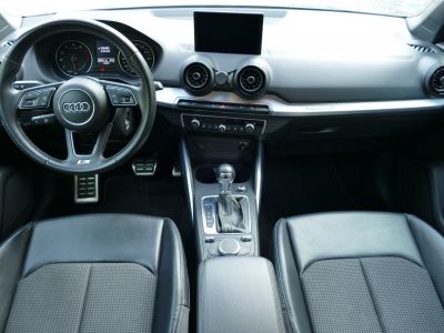 Audi Q2 14 TFSI COD 150 ch S-tronic 7 S-LINE   - 16