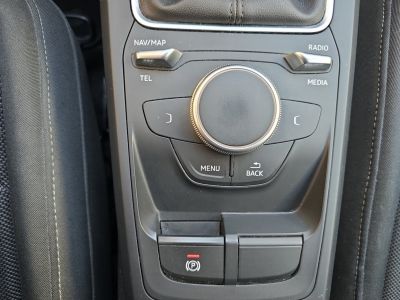 Audi Q2 16 TDI *Sport* Bluetooth/Sièges AV chauffants/Attelage amovible/Radars de recul-Garantie 12 mois   - 17