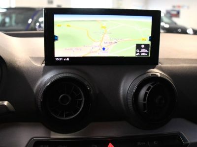 Audi Q2 S-Line 14 TFSI 150 S-Tronic GPS Virtual Keyless Pré Sense Smartphone Drive JA 18   - 22