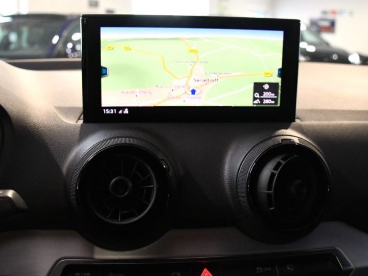 Audi Q2 S-Line 14 TFSI 150 S-Tronic GPS Virtual Keyless Pré Sense Smartphone Drive JA 18 - 22