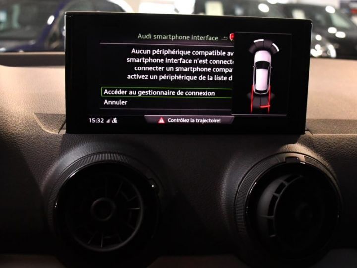 Audi Q2 S-Line 14 TFSI 150 S-Tronic GPS Virtual Keyless Pré Sense Smartphone Drive JA 18 - 23