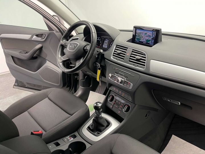 Audi Q3 14 TFSI GPS LED PARK ASSIST 1ER PROP GARANTIE - 9
