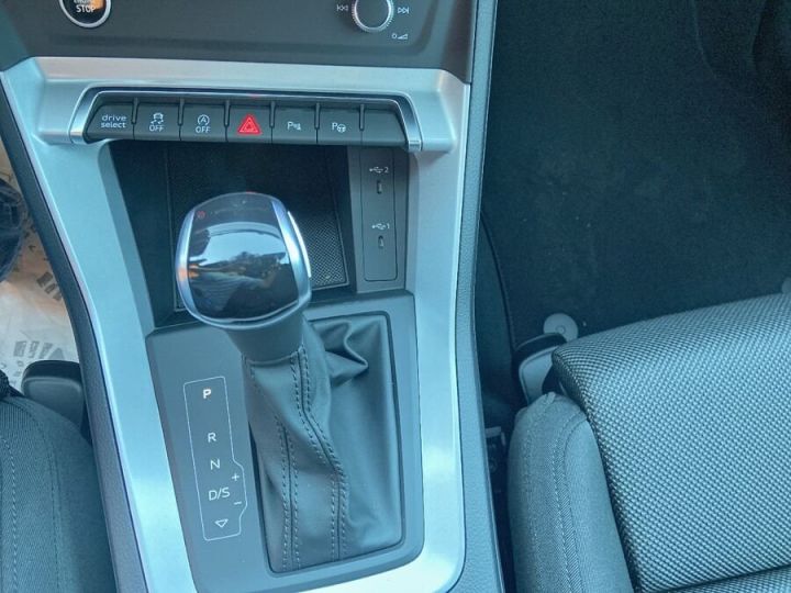 Audi Q3 35 TDI 150 STronic7 DESIGN GPS Toit Caméra Hayon JA 18" - 22