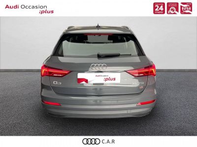 Audi Q3 35 TFSI 150 ch S tronic 7 Design   - 4