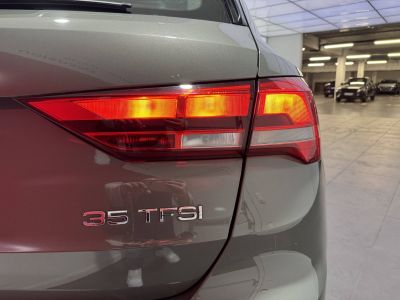 Audi Q3 35 TFSI 150 ch S tronic 7 Design   - 13