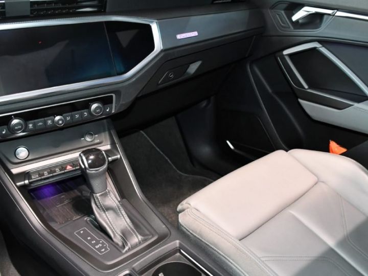 Audi Q3 S-Line 45 TFSI 230 Quattro S-Tronic GPS Virtual Keyless Cuir TO Suspension Sport Hayon Black Panel JA 20 PAS DE MALUS - 21