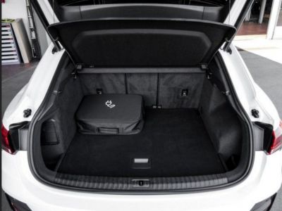 Audi Q3 Sportback 14 45 245 BUSINESS LINE /Hybride (essence/électrique)rechargeable  05/2021   - 2