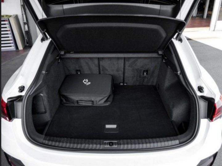 Audi Q3 Sportback 14 45 245 BUSINESS LINE /Hybride (essence/électrique)rechargeable  05/2021 - 2