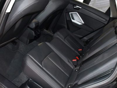 Audi Q3 Sportback S-Line Design Luxe 35 TFSI MHEV 150 S-Tronic GPS Virtual Hayon Cuir LED Lane Pré Sense Caméra JA 18   - 15