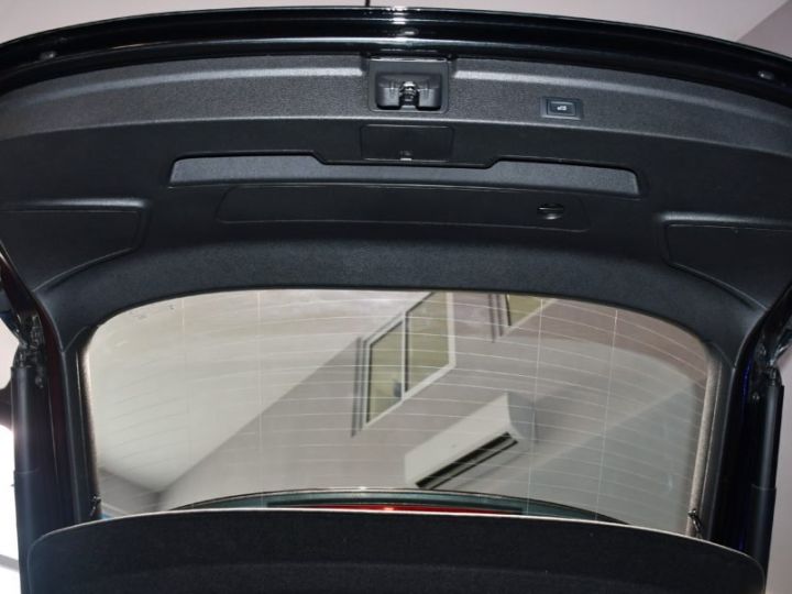 Audi Q3 Sportback S-Line Design Luxe 35 TFSI MHEV 150 S-Tronic GPS Virtual Hayon Cuir LED Lane Pré Sense Caméra JA 18 - 17