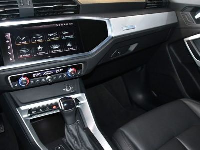 Audi Q3 Sportback S-Line Design Luxe 35 TFSI MHEV 150 S-Tronic GPS Virtual Hayon Cuir LED Lane Pré Sense Caméra JA 18   - 23