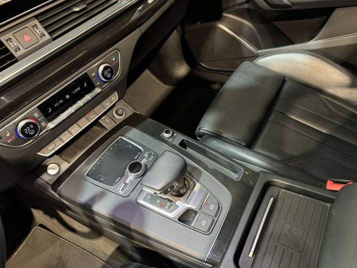 Audi Q5 (2) 40 TDI 190 S TRONIC 7 AVUS Options++ - 17