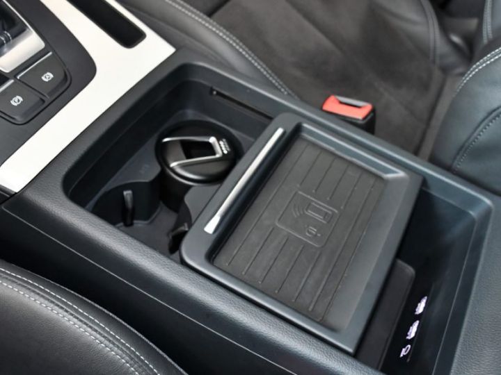 Audi Q5 S-Line 40 TDI 190 Quattro GPS Virtual Hayon Efficience Pré Sense Caméra Induction JA 19 - 26