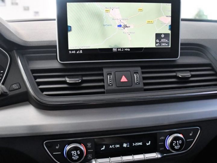 Audi Q5 S-Line 40 TDI 190 Quattro GPS Virtual Hayon Efficience Pré Sense Caméra Induction JA 19 - 28