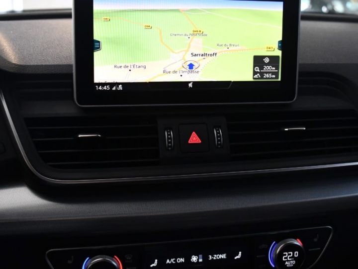 Audi Q5 S-Line Ambition Luxe 40 TDI 190 Quattro GPS Keyless Hayon Offroad Pré Sense Efficience JA 18 - 25
