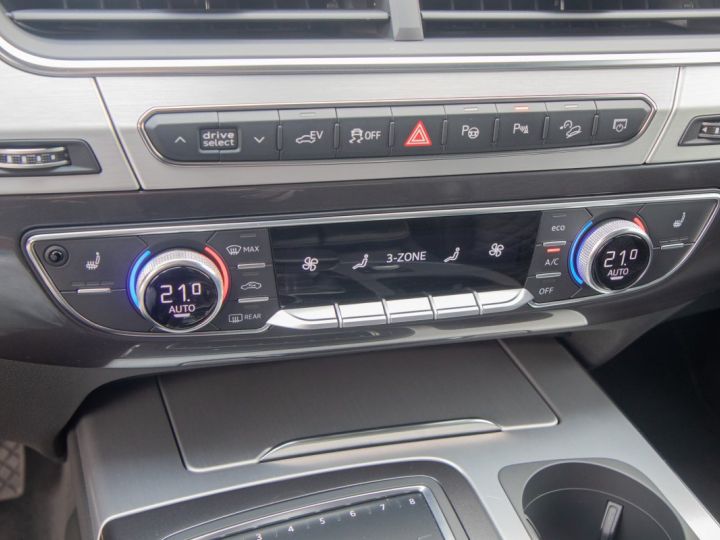 Audi Q7 e-tron Quattro 30 V6 Plug-in Hybride - 1STE EIGENAAR - SOFTCLOSE - APPLE CARPLAY - PARKEERASSISTENT - BOSE - TREKHAAK - 25