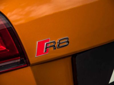 Audi R8 42 V8   - 12