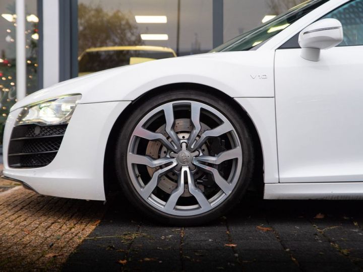 Audi R8 52 FSI quattro / B&O / Carbone / Garantie 12 mois - 4