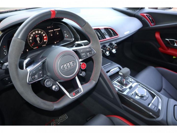 Audi R8 52 V10 RWD 1of1 Performance FSI - BV S-tronic COUPE - 4