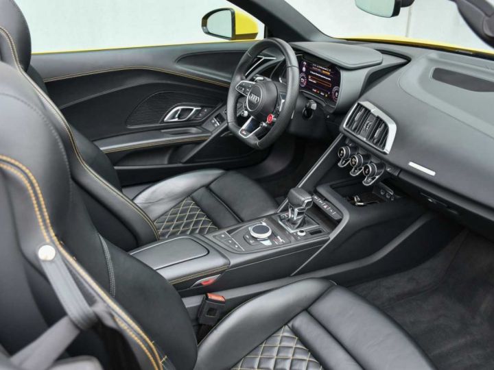 Audi R8 52i V10 SPYDER - CERAMIC BRAKES - SPORT EXHAUST - B&O - - 26