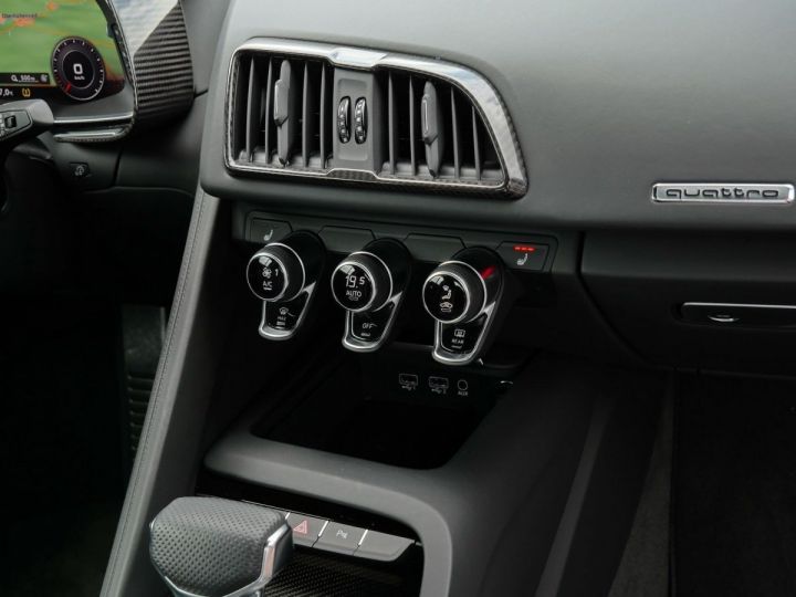 Audi R8 performance 52 FSI 620ch quattro Céramique|Magnetic ride|LED|Caméra|Garantie - 6