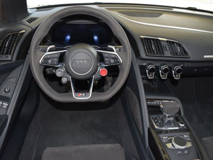 Audi R8 Spyder V10 52L 620 Performance Pack Sport B&O Carbon JA 20" Céramic Garantie 12 mois Prémium - 5