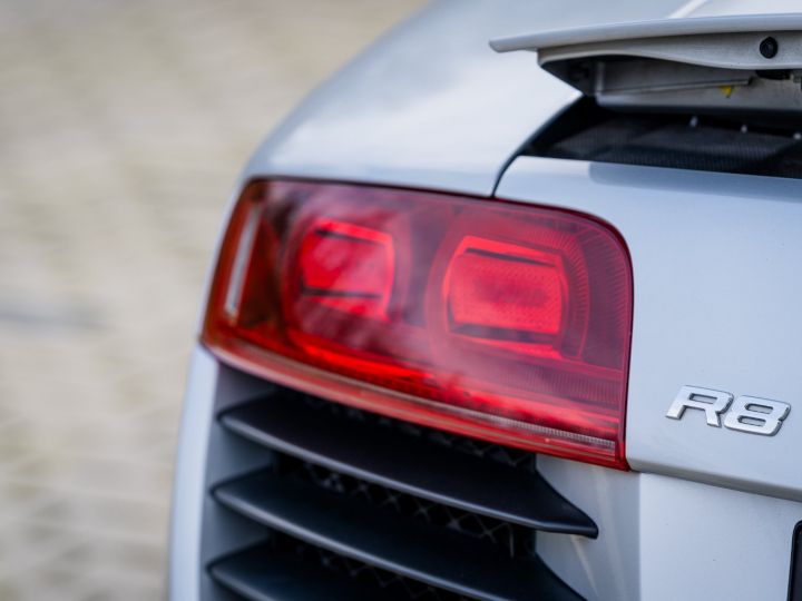 Audi R8 V8 42 FSI Quattro | Boite Méca | 21400kms Certifiés - 13