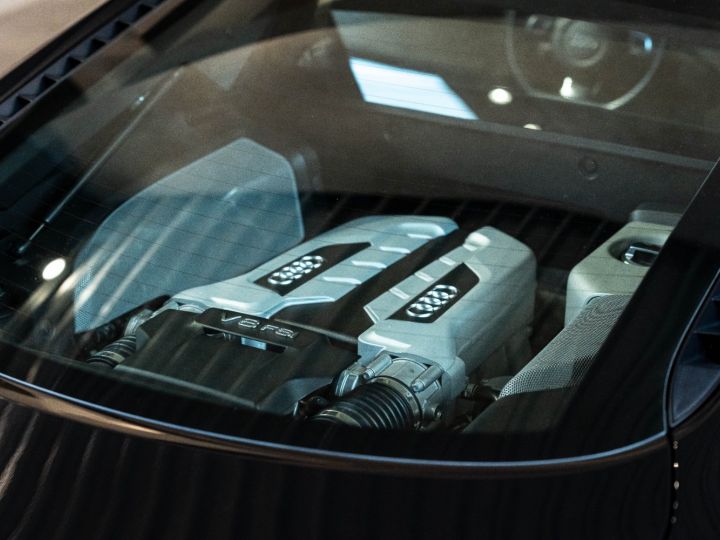 Audi R8 V8 42 FSI Quattro | Manual | Collector - 27