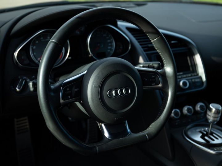 Audi R8 V8 (Transmission manuelle) - 18