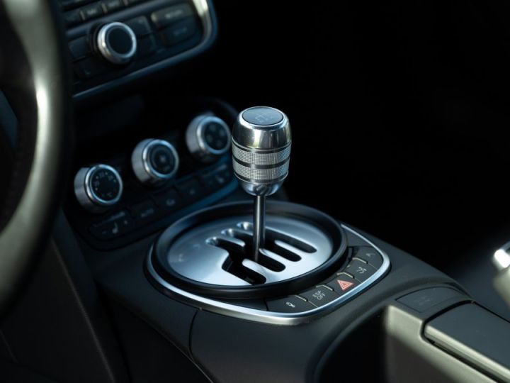 Audi R8 V8 (Transmission manuelle) - 25
