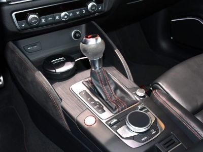 Audi RS3 Berline 25 TFSI 400 Quattro S-Tronic 7 GPS Virtual Keyless ACC Échappement RS Bang Olufsen JA 19   - 19