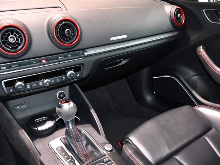Audi RS3 Berline 25 TFSI 400 Quattro S-Tronic 7 GPS Virtual Keyless ACC Échappement RS Bang Olufsen JA 19 - 20