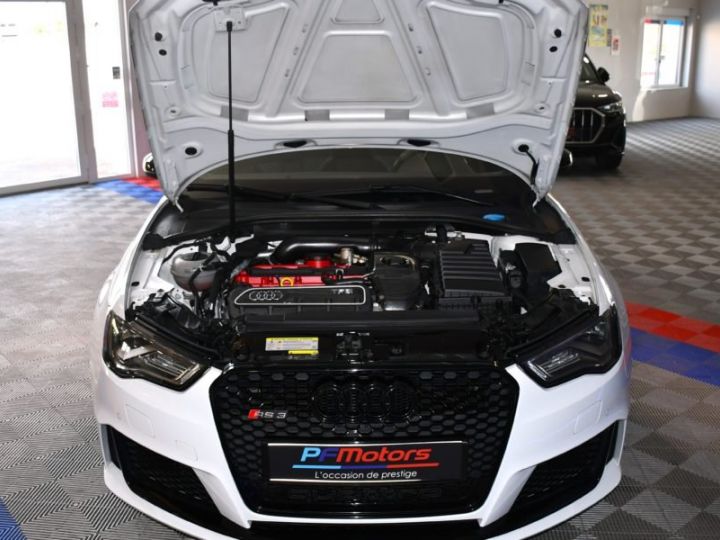 Audi RS3 Sportback 25 TFSI 367 Quattro S-Tronic GPS Échappement RS Bang Olufsen Sièges Baquet Magnétic Ride JA19 PAS DE MALUS - 5