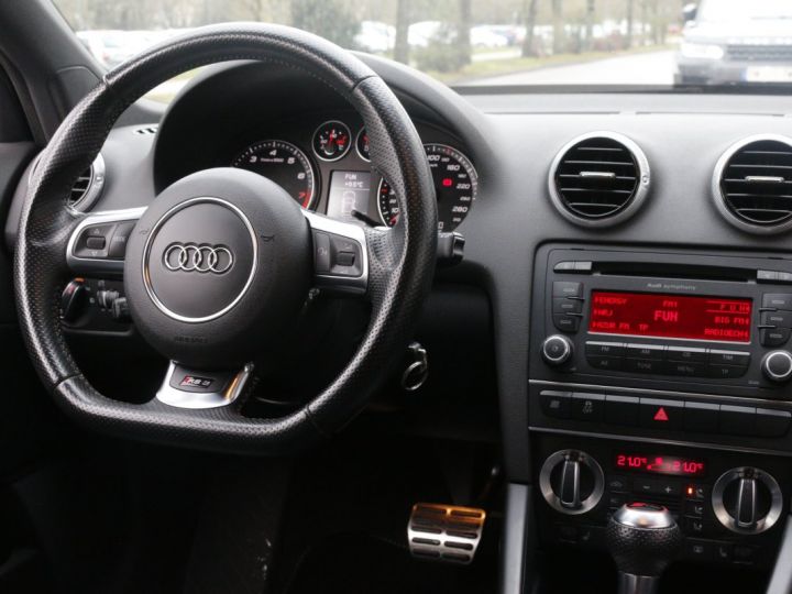 Audi RS3 Sportback (8P) 25 TFSI 340 Quattro S-TRONIC 7 (Carnet complet, Meplat, Rotor 19") - 10