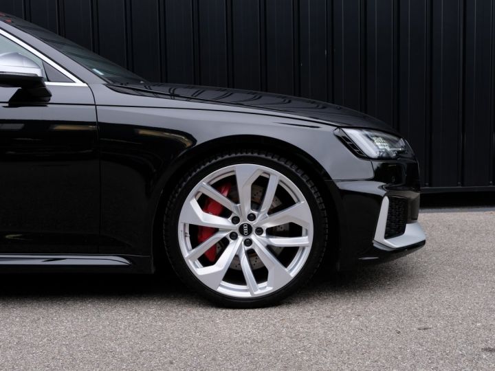 Audi RS4 - 4