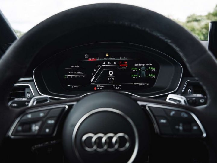 Audi RS4 Competition Plus Pano Sport Susp- B&O -360° - 11