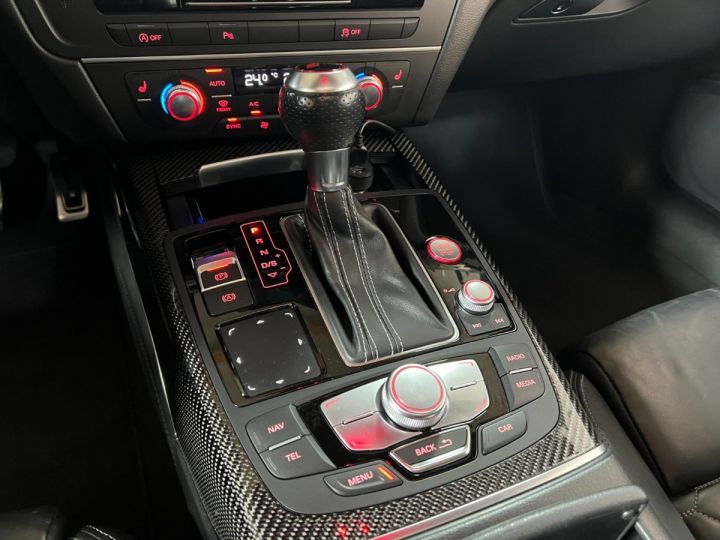 Audi RS6 AVANT 40 TFSI 605 PERFORMANCE - 24
