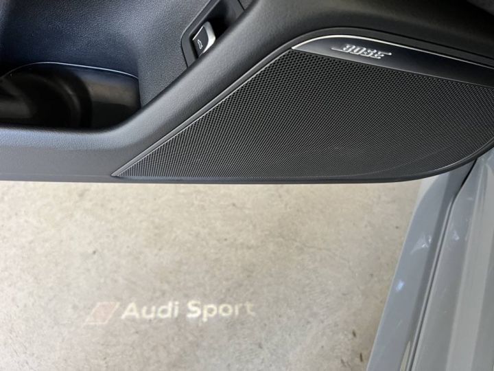 Audi RS6 Avant 40 TFSI quattro performance 605 cv gris nardo - 31