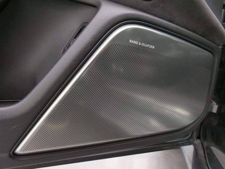 Audi RS6 Avant 40 TFSI V8 Quattro Tip Tronic - Toit Panoramique En Verre Ouvrant - Q HuD Milltek - Caméra Surround 360° - 14