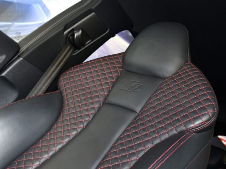 Audi S3 Sportback 20 TFSI 300 S-Tronic Quattro GPS Bang Olufsen Virtual Magnétic Ride Pré Sense Sièges Baquet JA 19 - 26